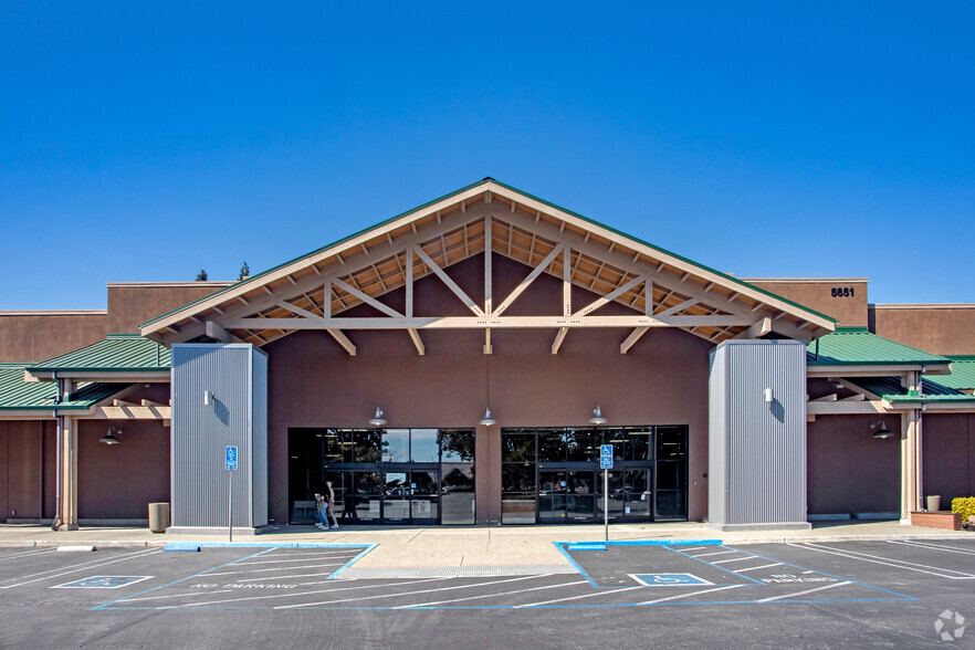 5651 Cottle Rd, San Jose, CA for lease - Primary Photo - Image 1 of 5