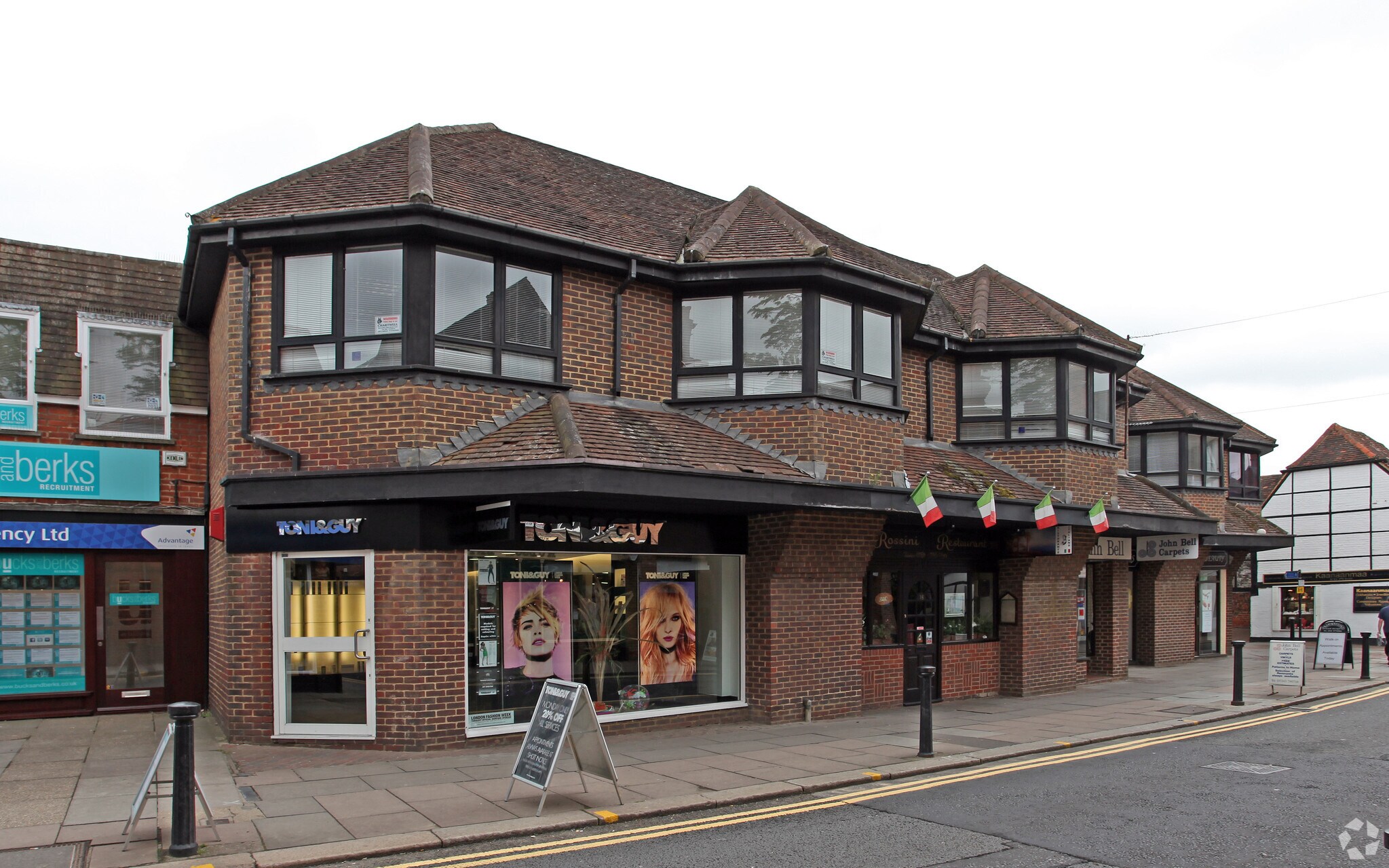 12-20 Denmark St, Wokingham for sale Primary Photo- Image 1 of 1