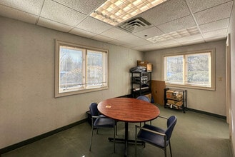 4 Bellows Rd, Westborough, MA à louer Photo intérieure- Image 2 de 6