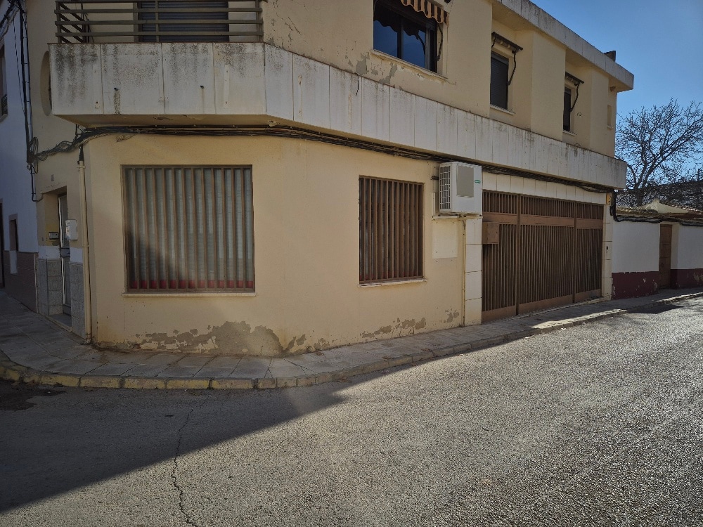 Navas de Jorquera, ALB 02246 - Unit - -  - Interior Photo - Image 2 of 12