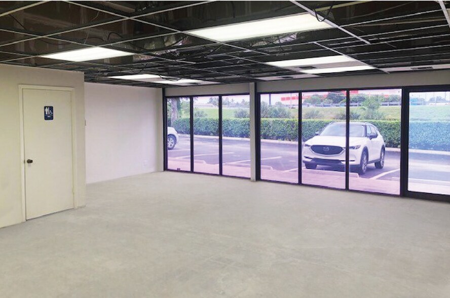 5801-5821 N Andrews Way, Fort Lauderdale, FL for lease - Interior Photo - Image 3 of 17