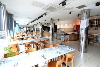 2-14 The Blvd, Crawley à louer Photo intérieure- Image 2 de 6