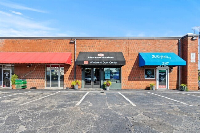More details for 2107 Whitesburg Dr SE, Huntsville, AL - Retail for Lease
