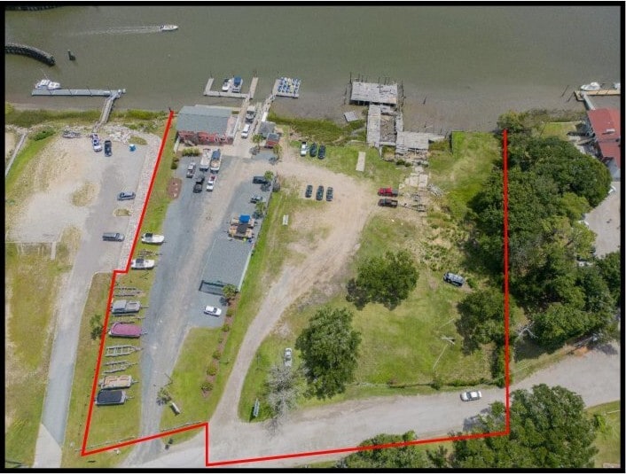 Cedar Landing Marina portefeuille de 2 propriétés à vendre sur LoopNet.ca - Aérien - Image 2 de 5