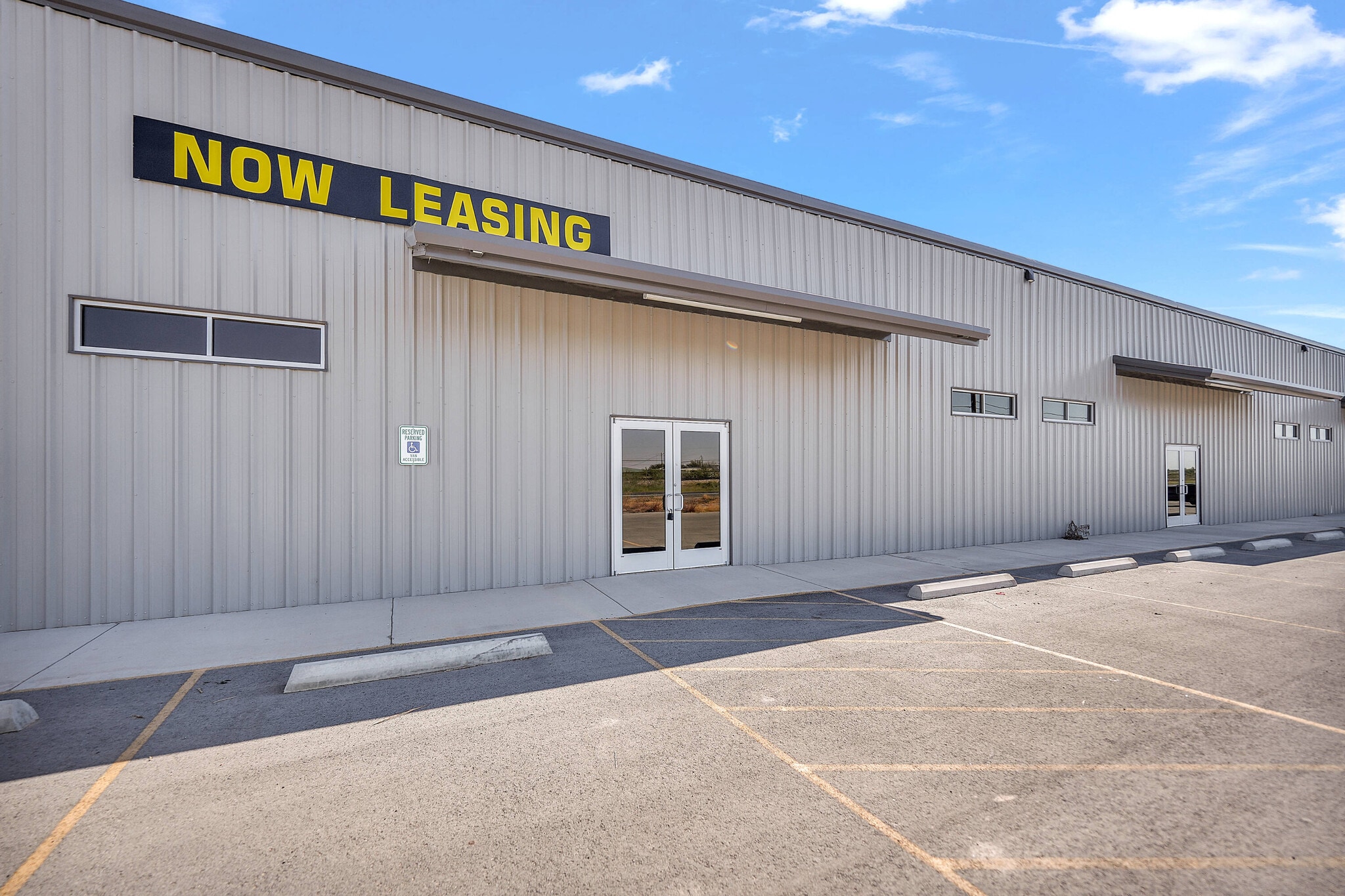7509 W Industrial Ave, Midland, TX for lease Building Photo- Image 1 of 10