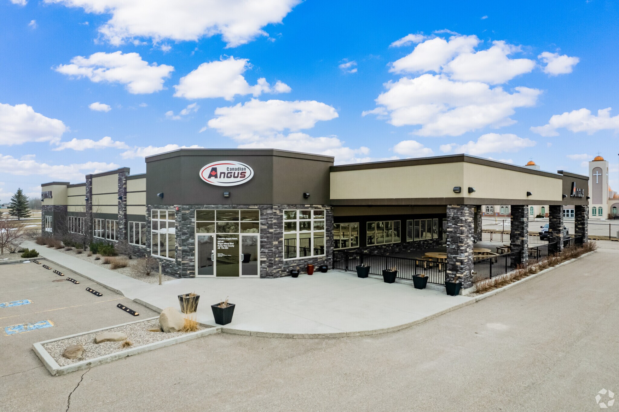 292140 Wagon Wheel Blvd, Rocky View No 44, AB à vendre Photo principale- Image 1 de 1