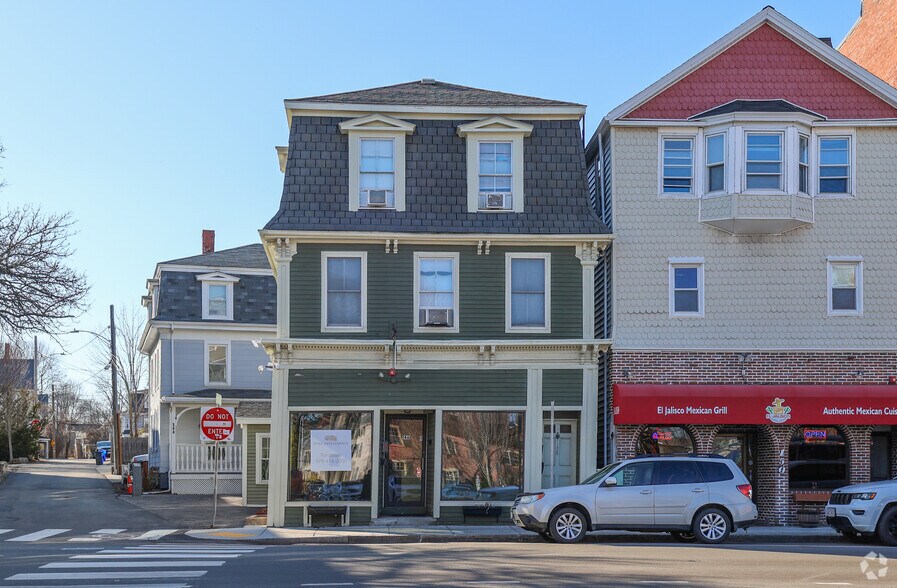 146 Cabot St, Beverly, MA à louer - Photo du bâtiment - Image 3 de 4