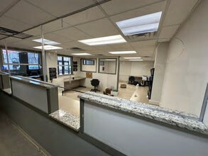 3109-3111 W Armitage Ave, Chicago, IL for lease Interior Photo- Image 2 of 8