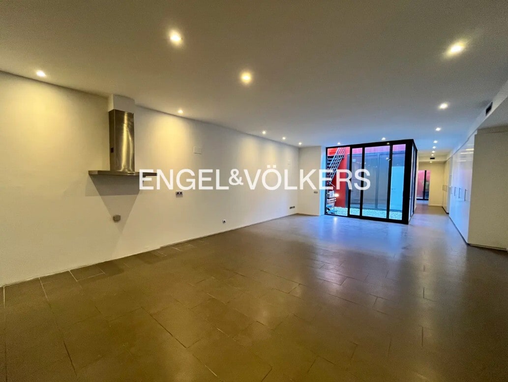 Sant Adrià de Besòs, BAR 08930 -  -  - Photo intérieure - Image 1 of 7