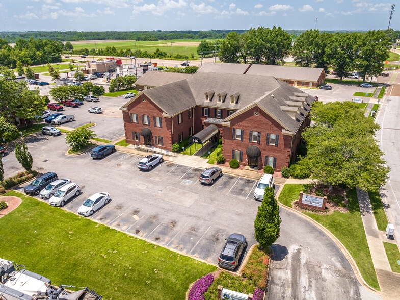 146 Timber Creek Dr, Cordova, TN for sale - Building Photo - Image 2 of 14