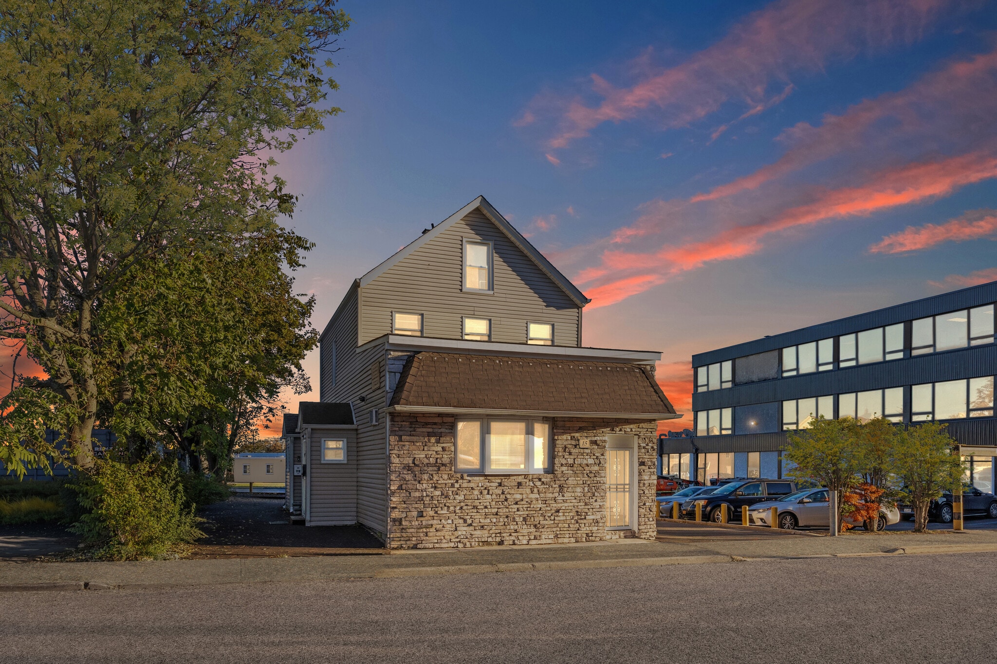 15 E Carl St, Hicksville, NY for sale Primary Photo- Image 1 of 8