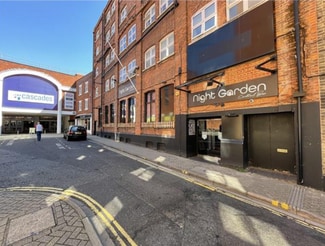 Plus de détails pour Spring St, Portsmouth - Commerce de détail à louer