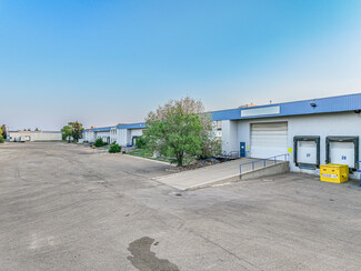 Plus de détails pour 11504-11552 163 St NW, Edmonton, AB - Industriel à louer