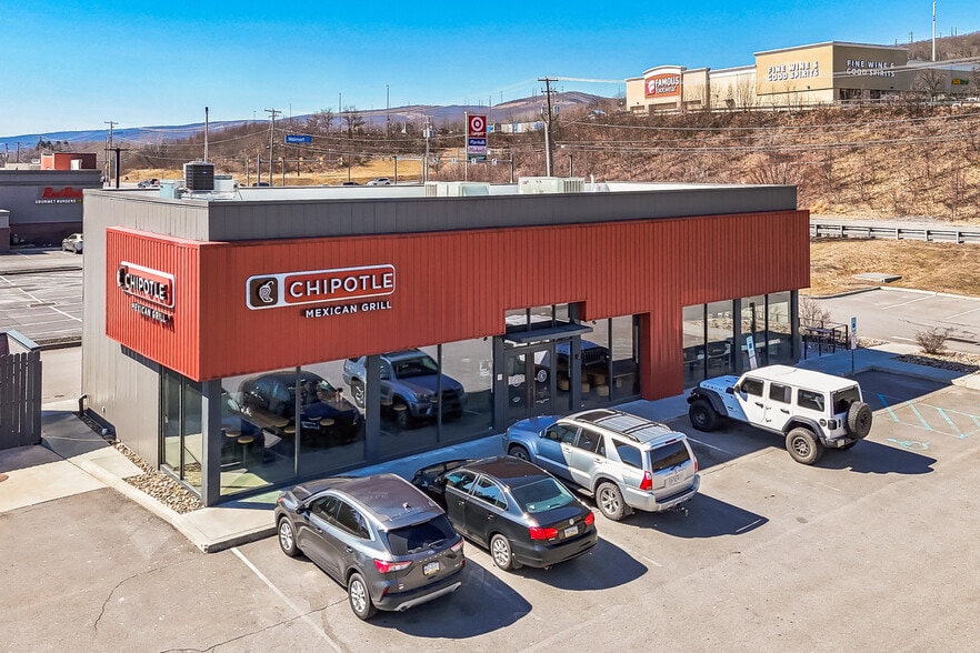 1245 Commerce Blvd, Dickson City, PA for sale - Building Photo - Image 3 of 8