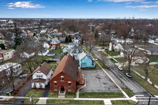 Plus de détails pour 646 Cayuga Dr, Niagara Falls, NY - Spécialité à vendre