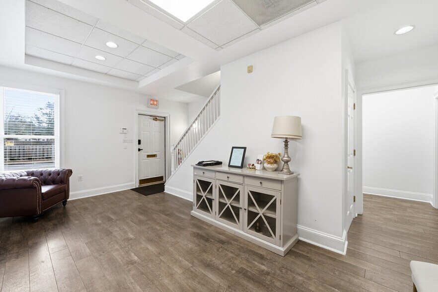 324 Cherokee St NE, Marietta, GA à louer - Photo du bâtiment - Image 3 de 16