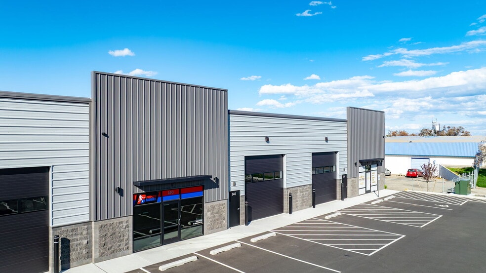 5418 W. Hood, Kennewick, WA for lease - Building Photo - Image 3 of 30