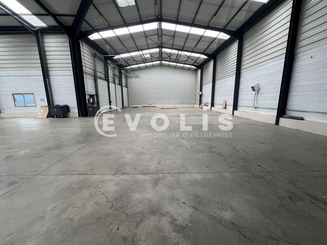 Flex in Combs-la-Ville for lease Building Photo- Image 1 of 10