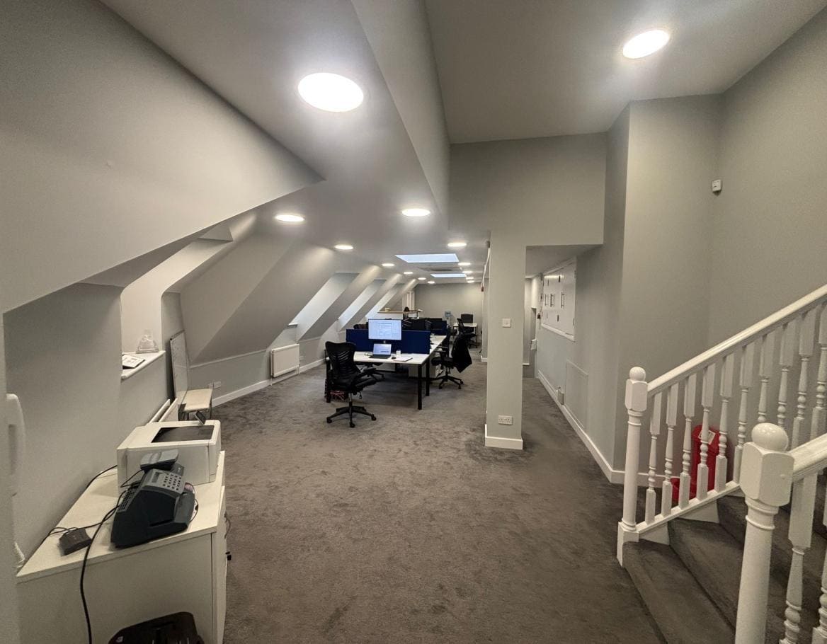 38-40 Bell St, Reigate for lease Interior Photo- Image 1 of 4