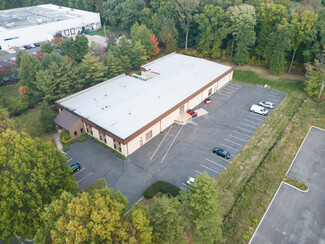 Plus de détails pour 108 N Gold Dr, Robbinsville, NJ - Industriel à louer