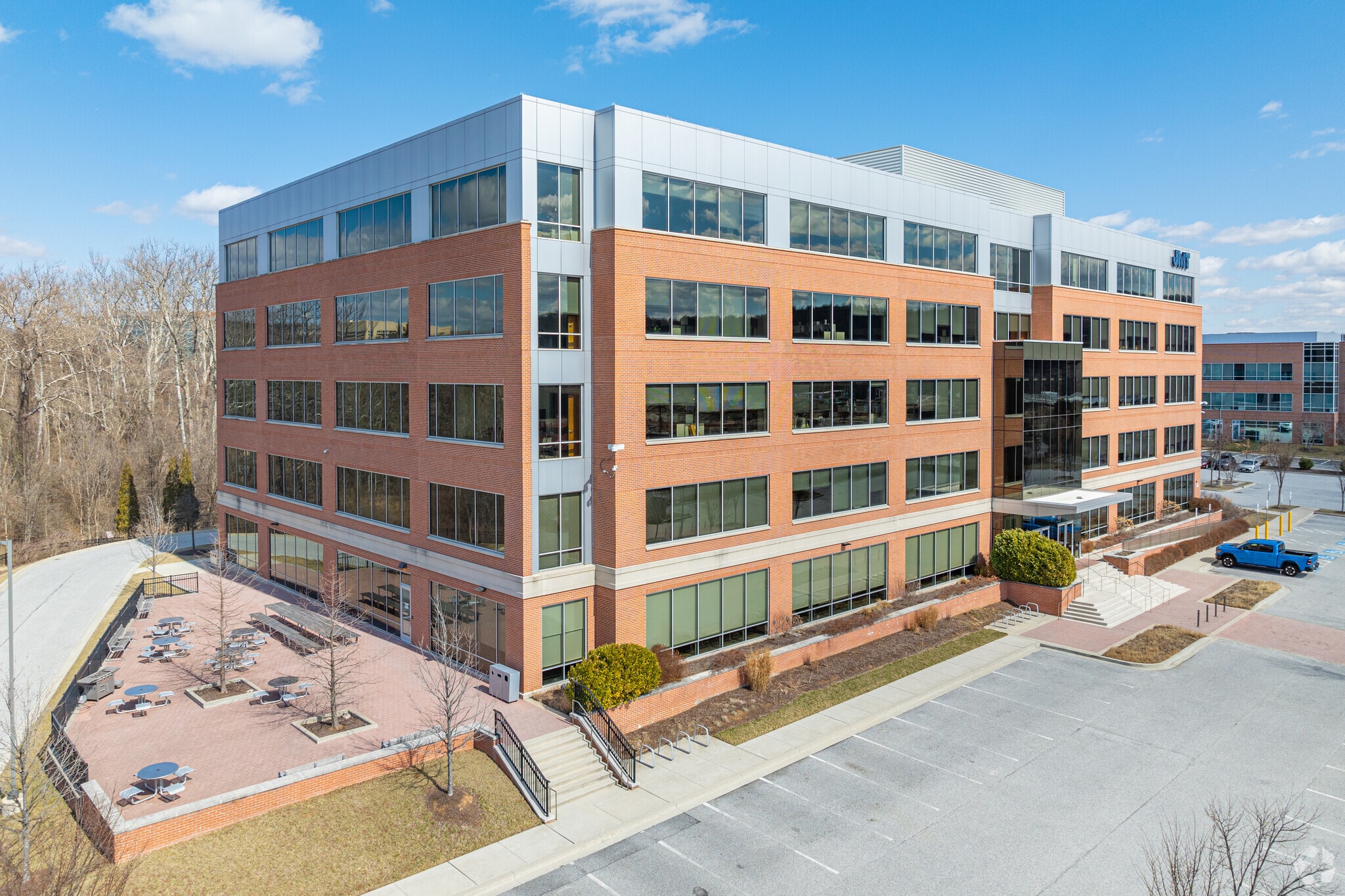 40 Wight Ave, Cockeysville, MD for lease Primary Photo- Image 1 of 8