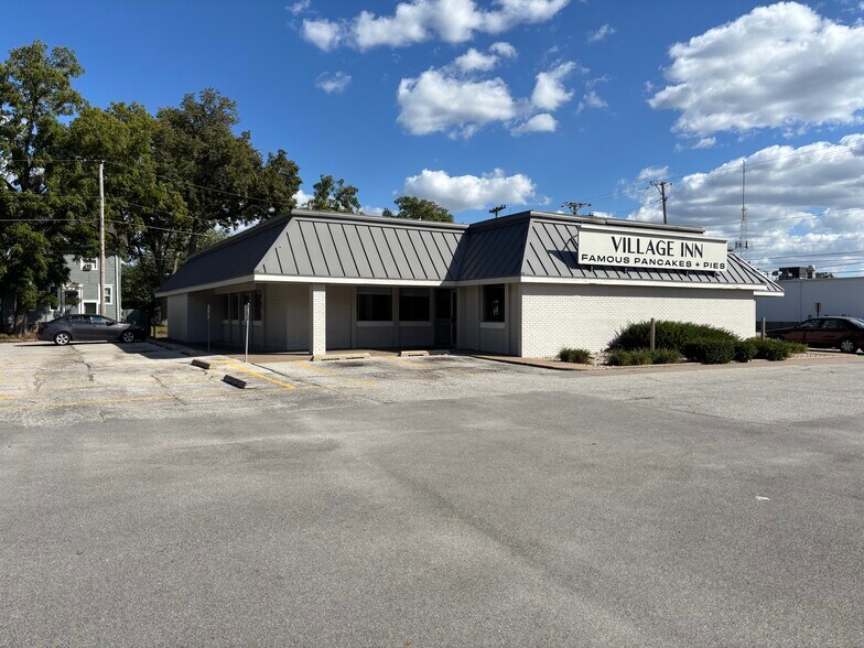 1919 N Harrison St, Davenport, IA à vendre - Photo du bâtiment - Image 2 de 6
