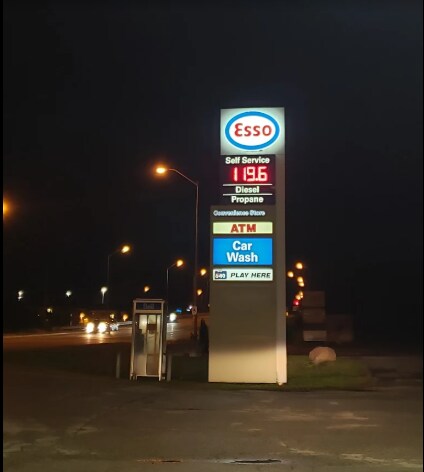 Plus de détails pour 134 Hwy-60, Huntsville, ON - Commerce de détail à vendre