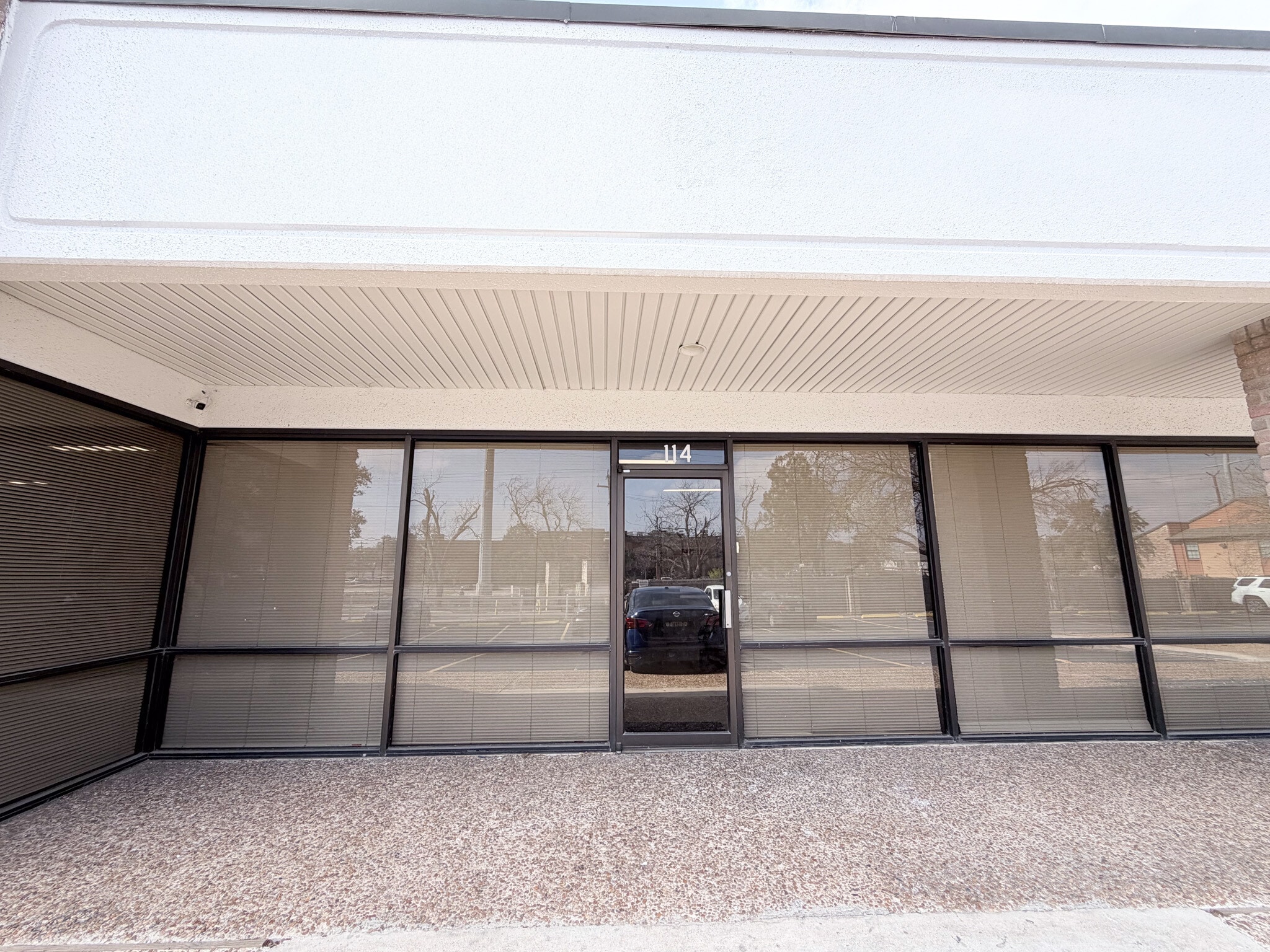 2411 NE Loop 410, San Antonio, TX for lease Interior Photo- Image 1 of 3