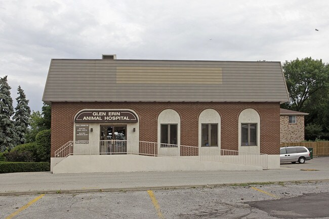 More details for 2632 Liruma Rd, Mississauga, ON - Retail for Lease