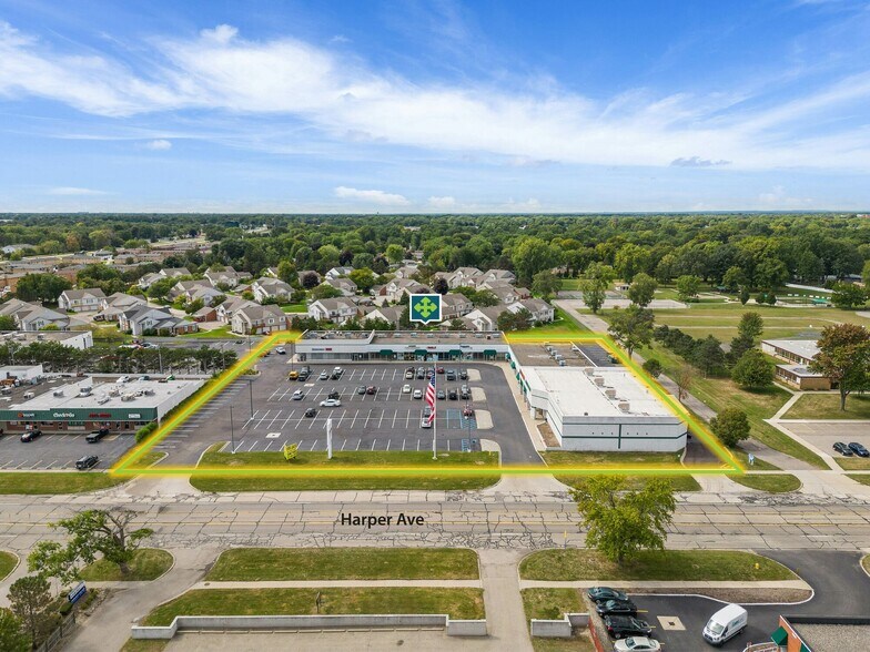 37531-37605 Harper Rd, Clinton Township, MI à louer - Photo principale - Image 2 de 16