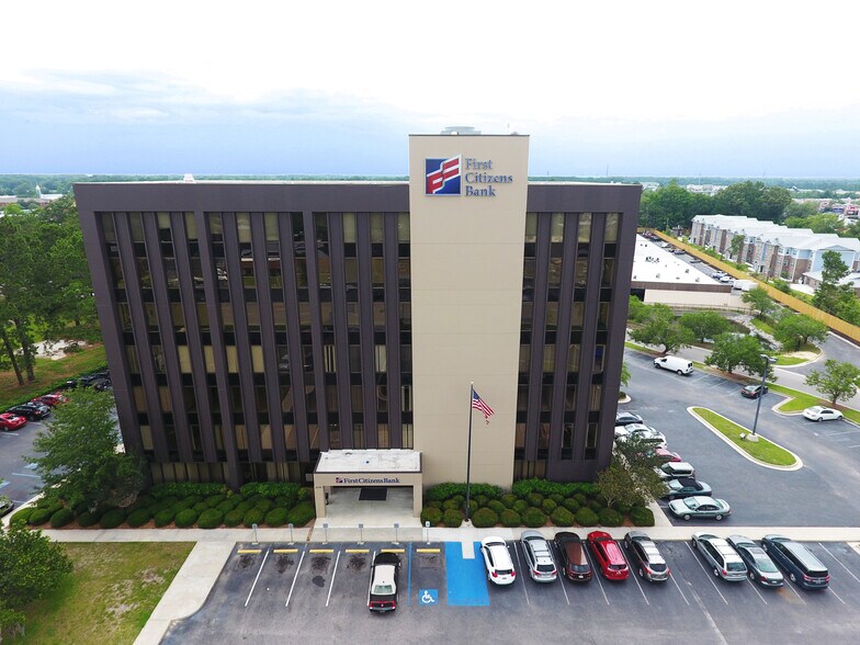 2170 Ashley Phosphate Rd, North Charleston, SC à louer - Photo du bâtiment - Image 1 de 3