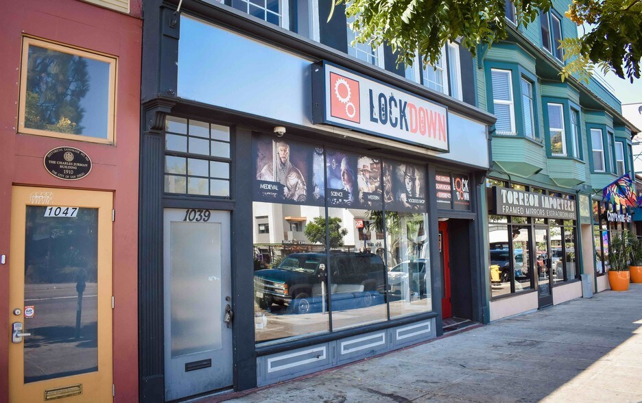 1037-1039 University Ave, San Diego, CA à vendre - Photo du bâtiment - Image 3 de 17