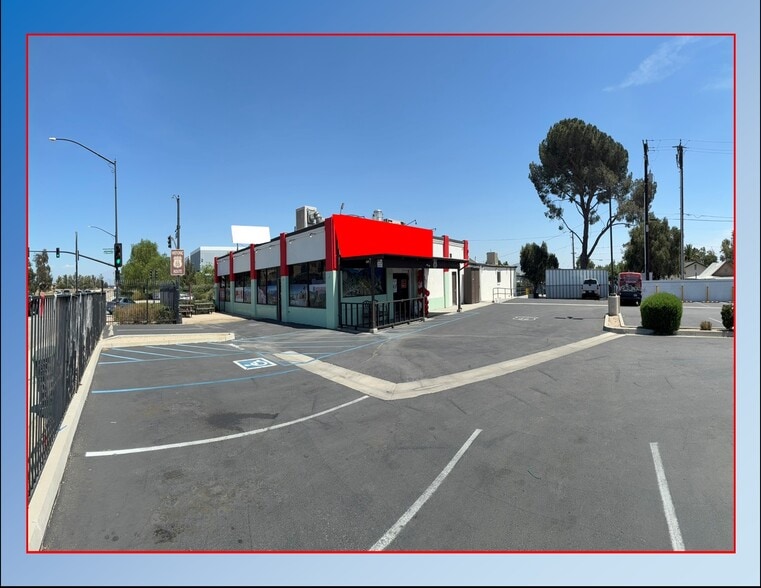 15395 Foothill Blvd, Fontana, CA for lease - Building Photo - Image 2 of 36
