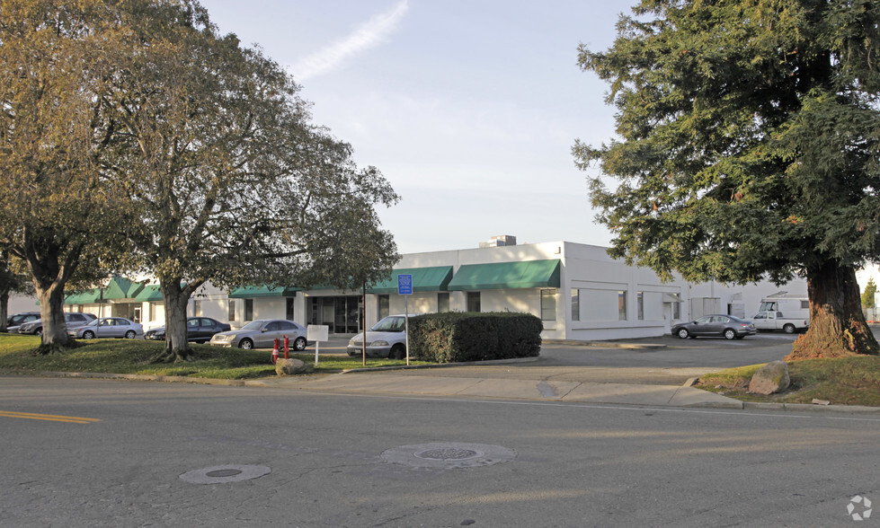 26569-26575 Corporate Ave, Hayward, CA for sale - Primary Photo - Image 1 of 1