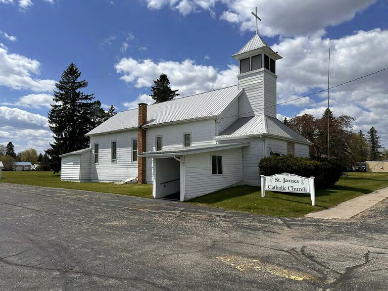 202 E Sherman St, Whittemore, MI à vendre - Photo principale - Image 1 de 1
