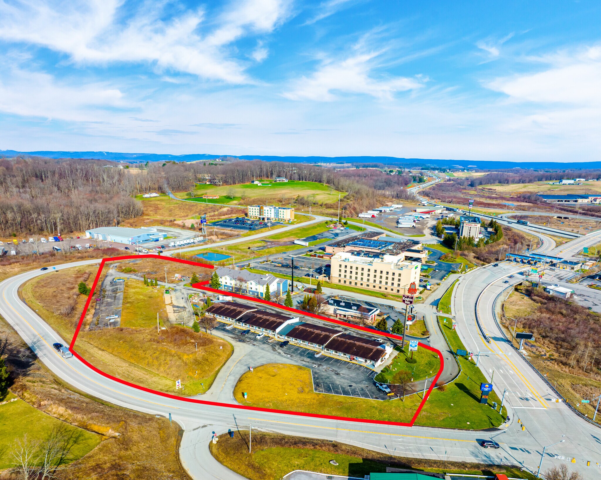 238 Tollgate Rd, Somerset, PA for sale Primary Photo- Image 1 of 2