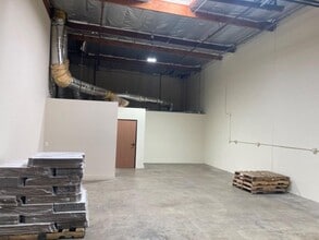 1260 E Locust St, Ontario, CA for lease Interior Photo- Image 2 of 19