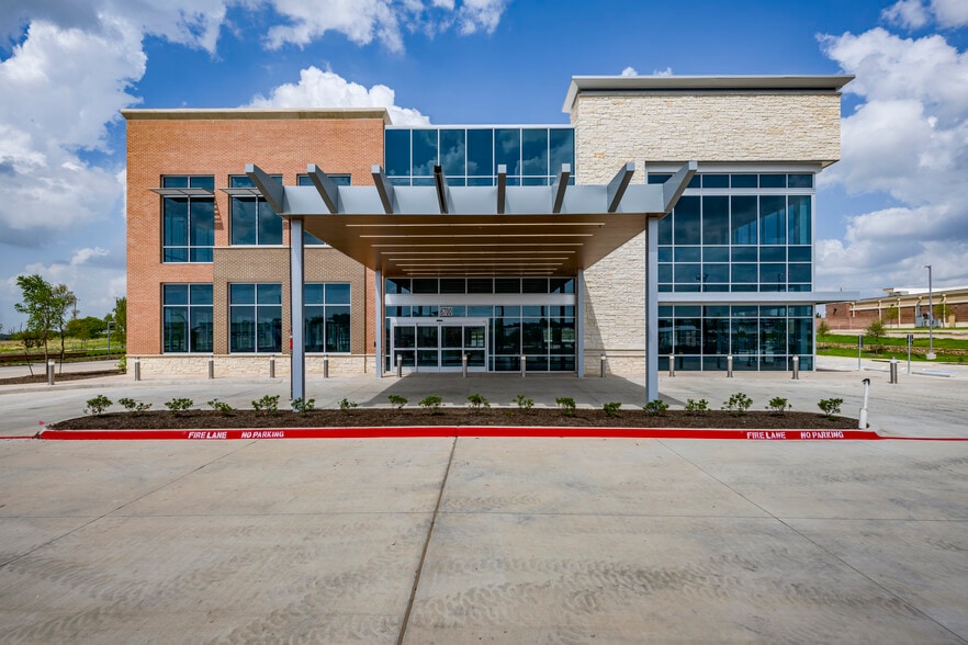 6700 N Dallas Parkway, Frisco, TX for lease - Building Photo - Image 2 of 5