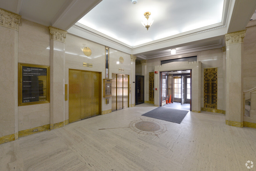 1400 Hancock St, Quincy, MA for lease - Lobby - Image 3 of 4