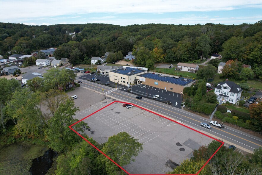 147 Main St, Leicester, MA à vendre - Photo du bâtiment - Image 1 de 3