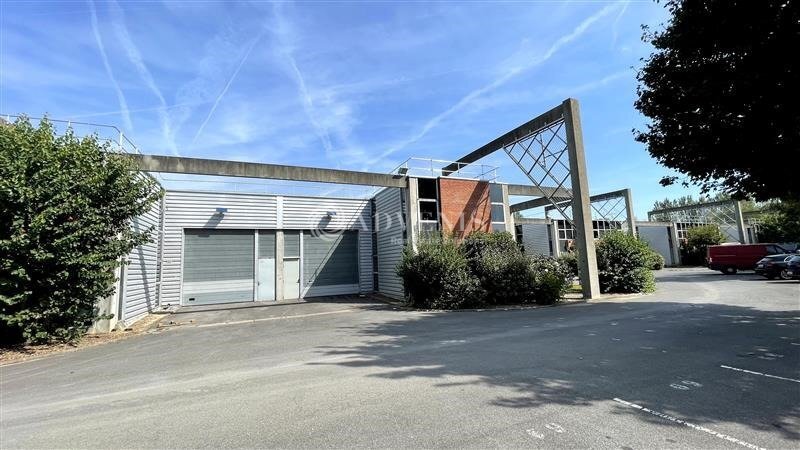 Flex in Saint-Thibault-des-Vignes for lease - Building Photo - Image 1 of 7