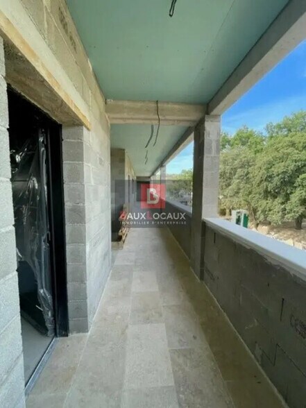 Bureau dans Cavaillon à louer - Photo du bâtiment - Image 2 de 8