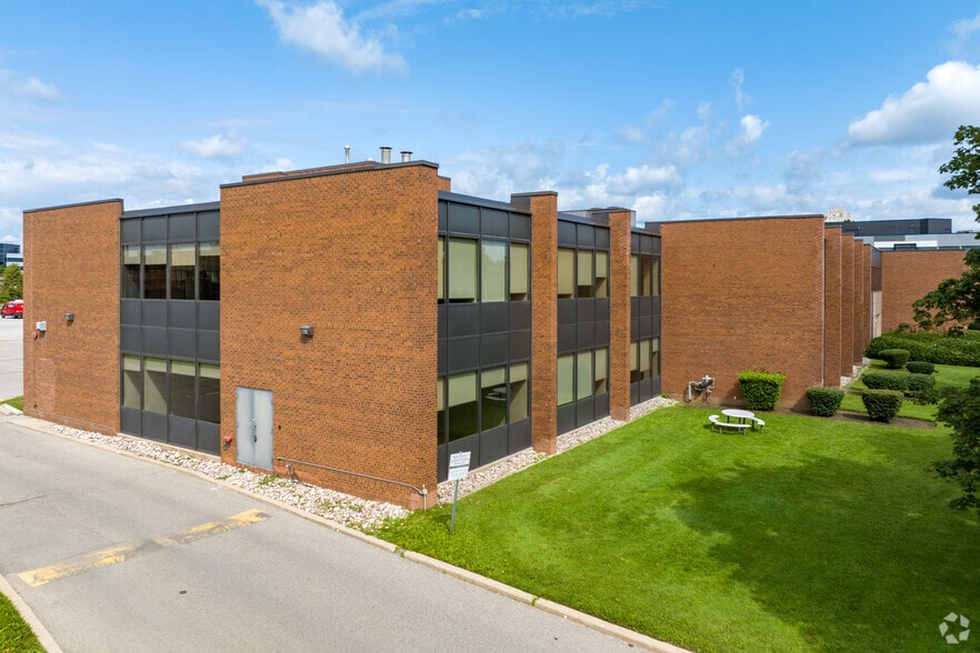 1446 Don Mills Rd, Toronto, ON for lease - Building Photo - Image 3 of 6