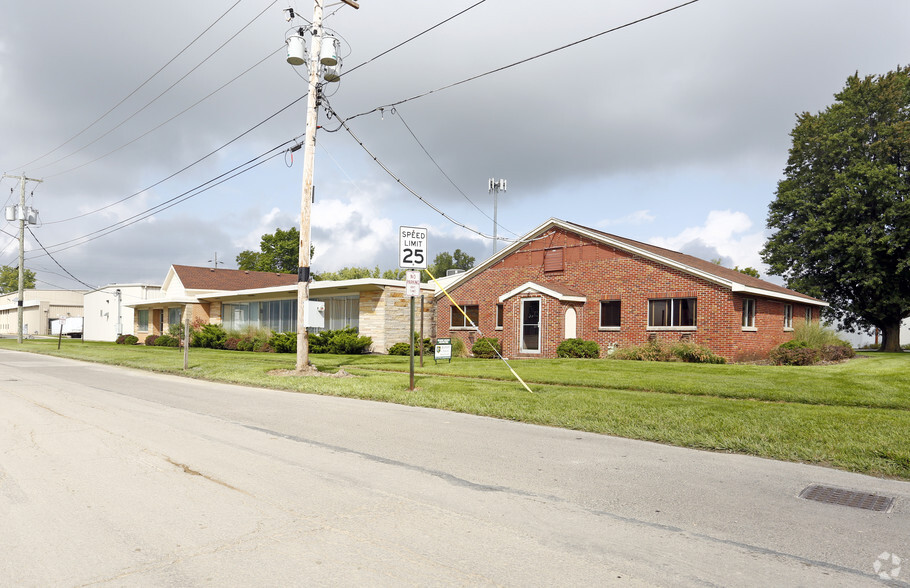 750 Western Ave, Findlay, OH for lease - Building Photo - Image 2 of 11