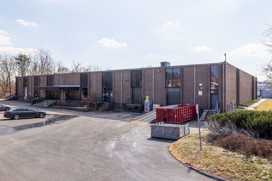 7235 Standard Dr, Hanover, MD for lease - Building Photo - Image 2 of 4