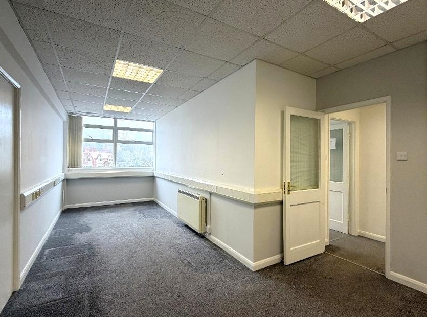 Courtenay St, Newton Abbot for lease Interior Photo- Image 1 of 2