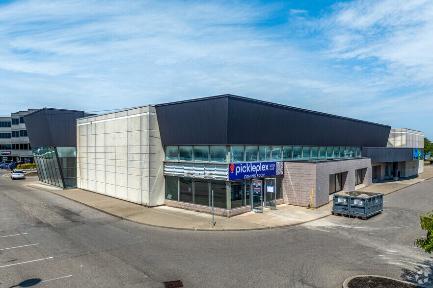 7979 Weston Rd, Vaughan, ON à vendre - Photo principale - Image 1 de 1