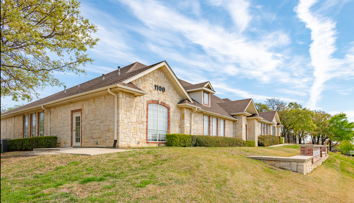 1100 E Southlake Blvd, Southlake, TX for lease Building Photo- Image 1 of 8