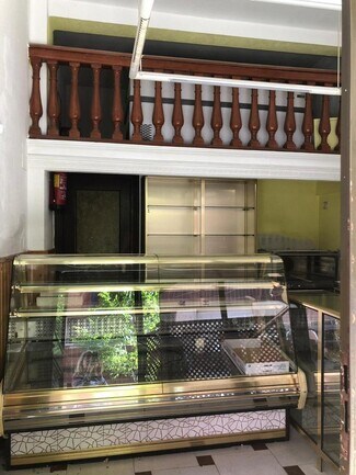 Plus de détails pour Commerce de détail à louer