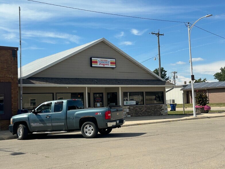 122 Main St, Van Horne, IA à vendre - Photo principale - Image 1 de 1